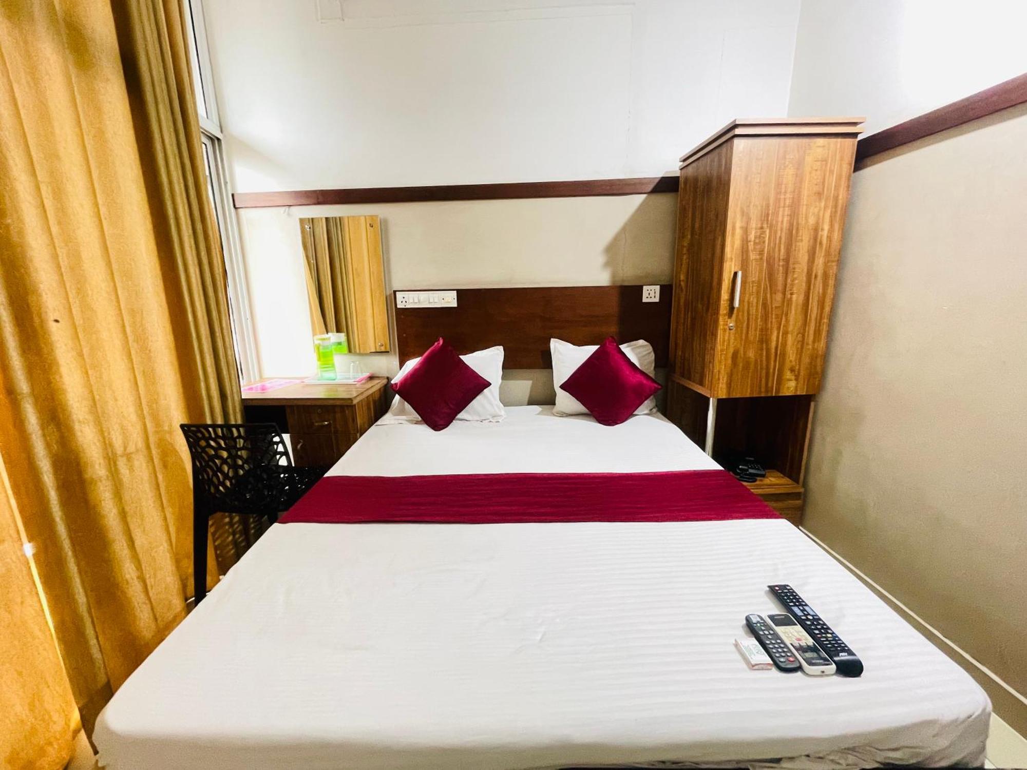 Rio Rooms Mims Calicut Exterior photo